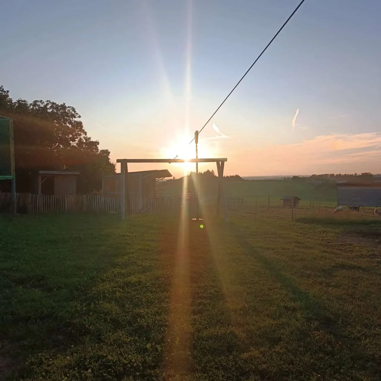 S Voit Erlebnisbauernhof, Sonnenuntergang